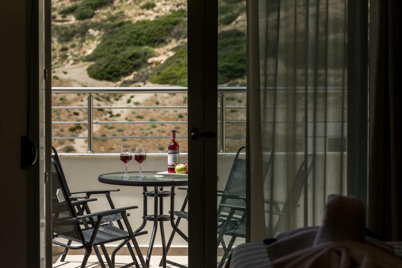 Matala Bay Hotel & Apartments Bagian luar foto
